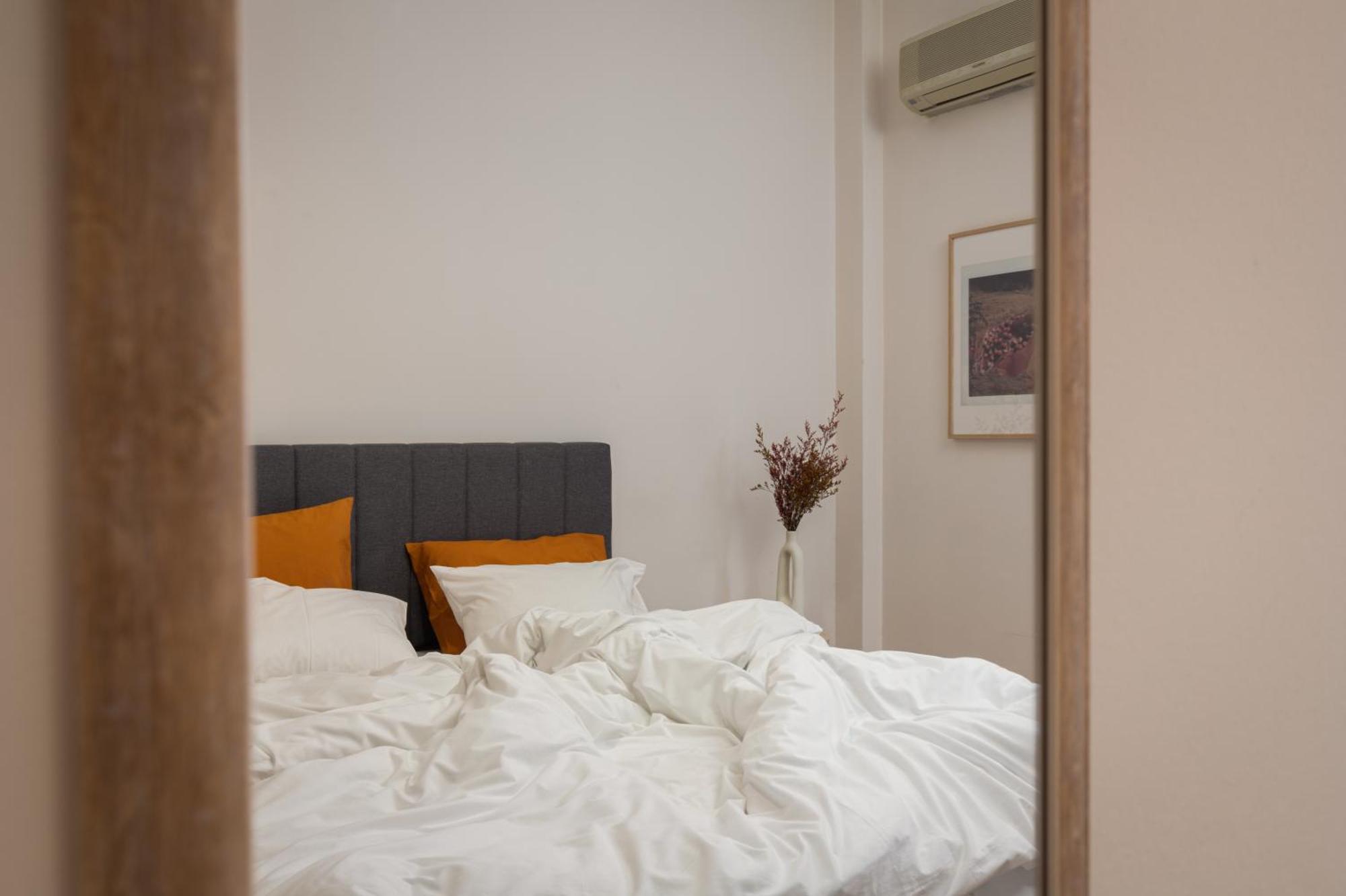 Peaceful Apartment In Neapoli, Exarcheia Athen Exterior foto